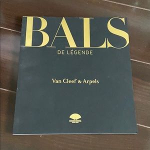 Van Cleef & Arpels Madarian Oriental HK Book